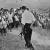 Stato del Pernambuco, Brasile, 1963, Le squadre armate dei latifondisti (Squadre organizzate dai latifondisti si armano in un estremo tentativo di contrastare la riforma agraria e l’occupazione delle terre). Stampa originale d’epoca alla gelatina ai sali d’argento, 23,5 x 35,5 cm, archivio Cascio, Roma