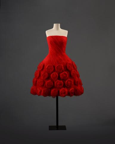 Valentino Abito Fiesta Haute Couture Primavera Estate 1959 mod.77. Etichetta: Valentino/Roma/100%seta Maison Valentino, Roma Valentino Abito Fiesta Haute Couture Primavera Estate 1959 mod.77. Etichetta: Valentino/Roma/100%seta Maison Valentino, Roma