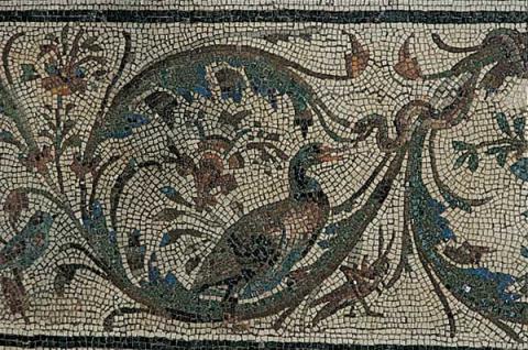 Mosaico con bordura a girali di acanto e animali Mosaico con bordura a girali di acanto e animali